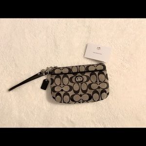 Coach Wristlet Gray & Black